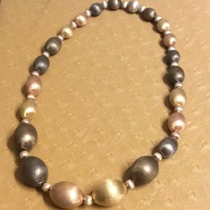 😍Italian 14 kt Gold Brushed Bead Necklace😍NWOT